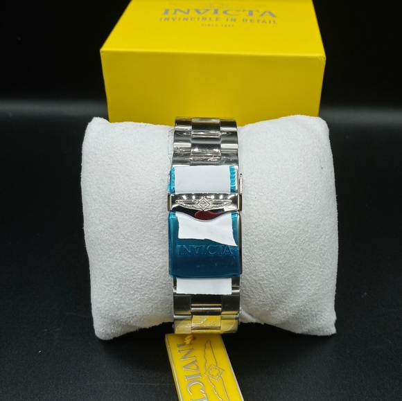 FIRM PRICE-NWOT Invicta Limited Edition Captain America (WATCH ONLY) - Picture 5 of 9